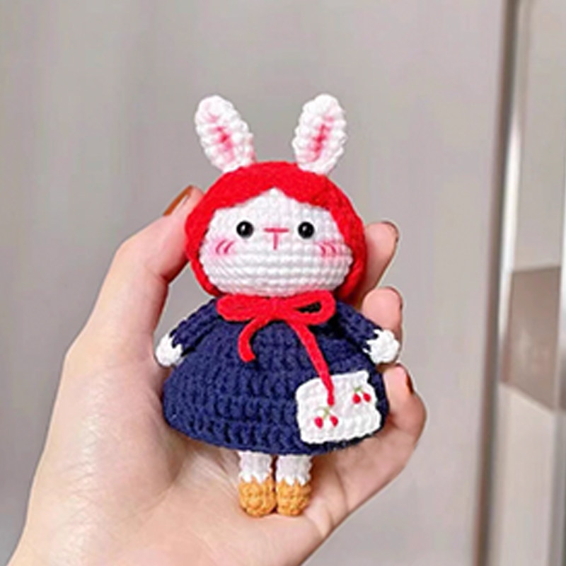 diy田园兔玩偶钥匙扣挂件毛线钩针编织材料包自制礼物可爱送朋友,服饰配件/皮带/帽子/围巾,DIY编织材料包,淘宝优惠券,粉丝福利购,淘宝优惠卷