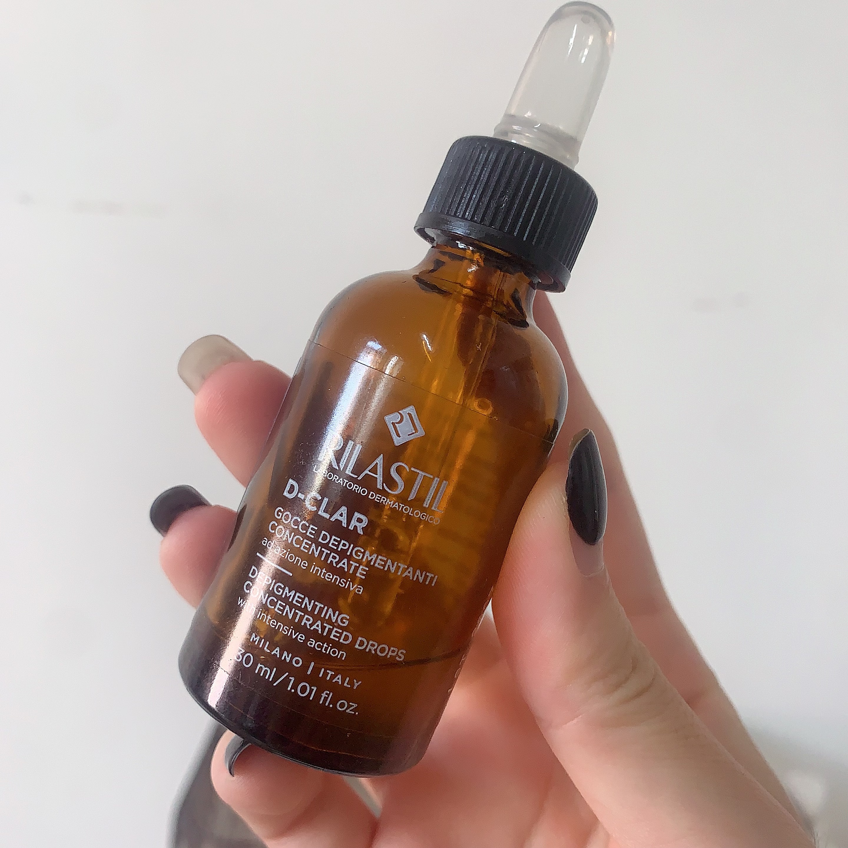 俪纳斯美白淡斑精华rilastil淡化色斑577美白精华液秋冬