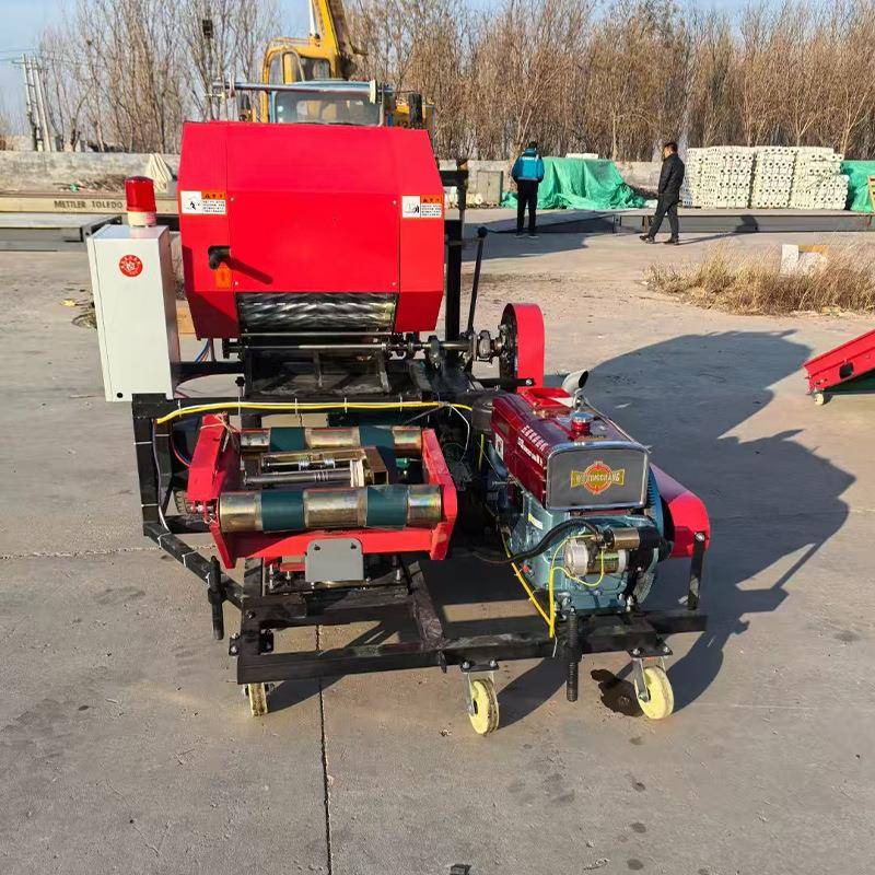 牧场青草圆捆打捆包膜机移动款玉米秸秆打包机牛羊青储黄储打捆机