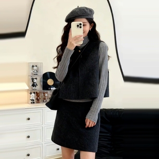 秋冬季韩系穿搭短裙套装2025新款巨好看的冬装小个子连衣裙子女装