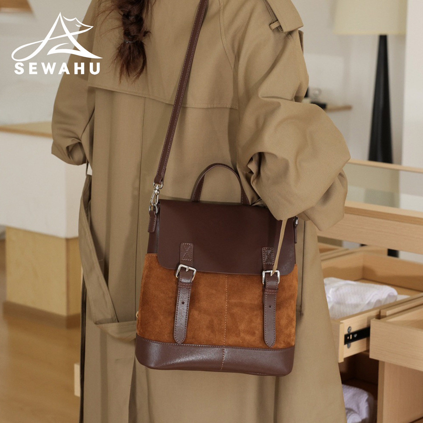 皮质双肩包女2026新款时尚百搭通勤小背包轻便高级感斜挎休闲包包