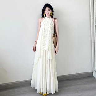 小君君 純欲露背不規(guī)則掛脖上衣 仙仙半裙套裝 女 長(zhǎng)島香氛