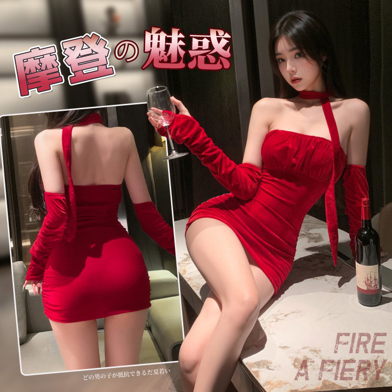 红色新年战袍性感辣妹紧身