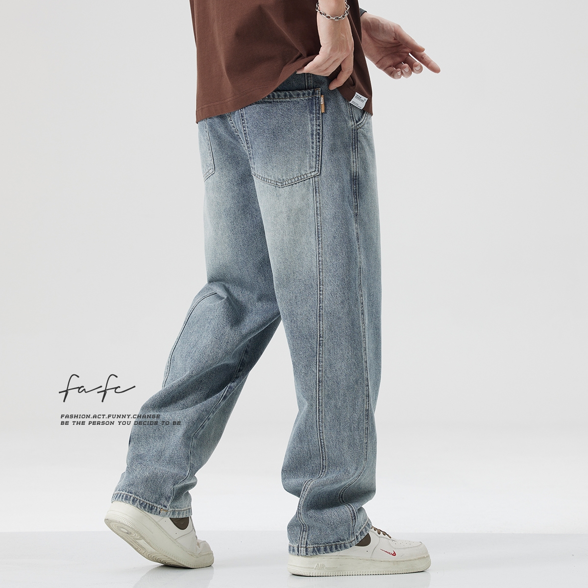 FAFC柔软亲肤水洗复古直筒牛仔裤