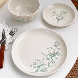 安木良品 外贸原单 铃兰花卉刻花哑光米灰色陶瓷马克杯碗碟盘子