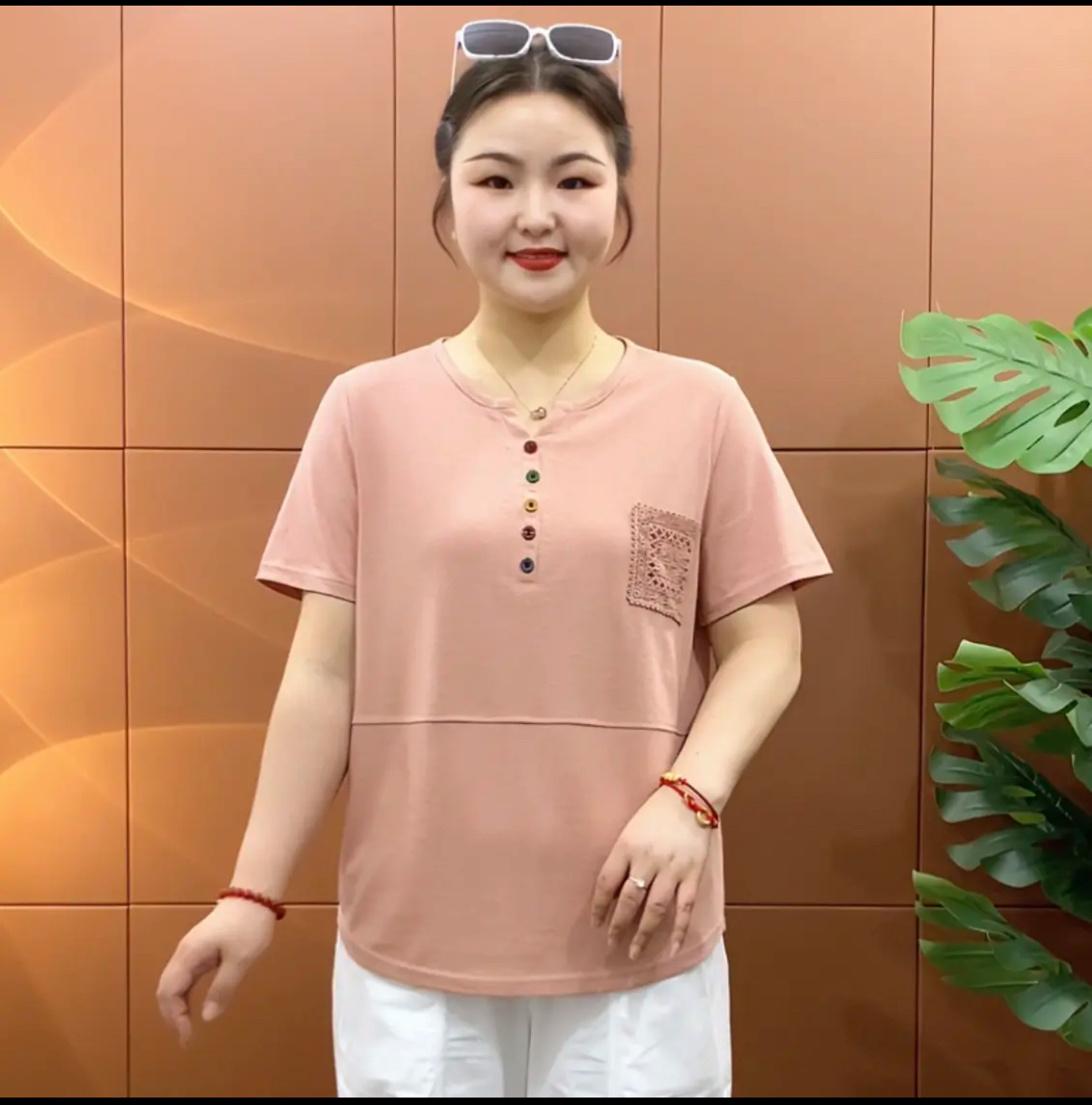 2025夏季新款时尚洋气V领短袖T恤女宽松显瘦百搭休闲上衣女打底衫