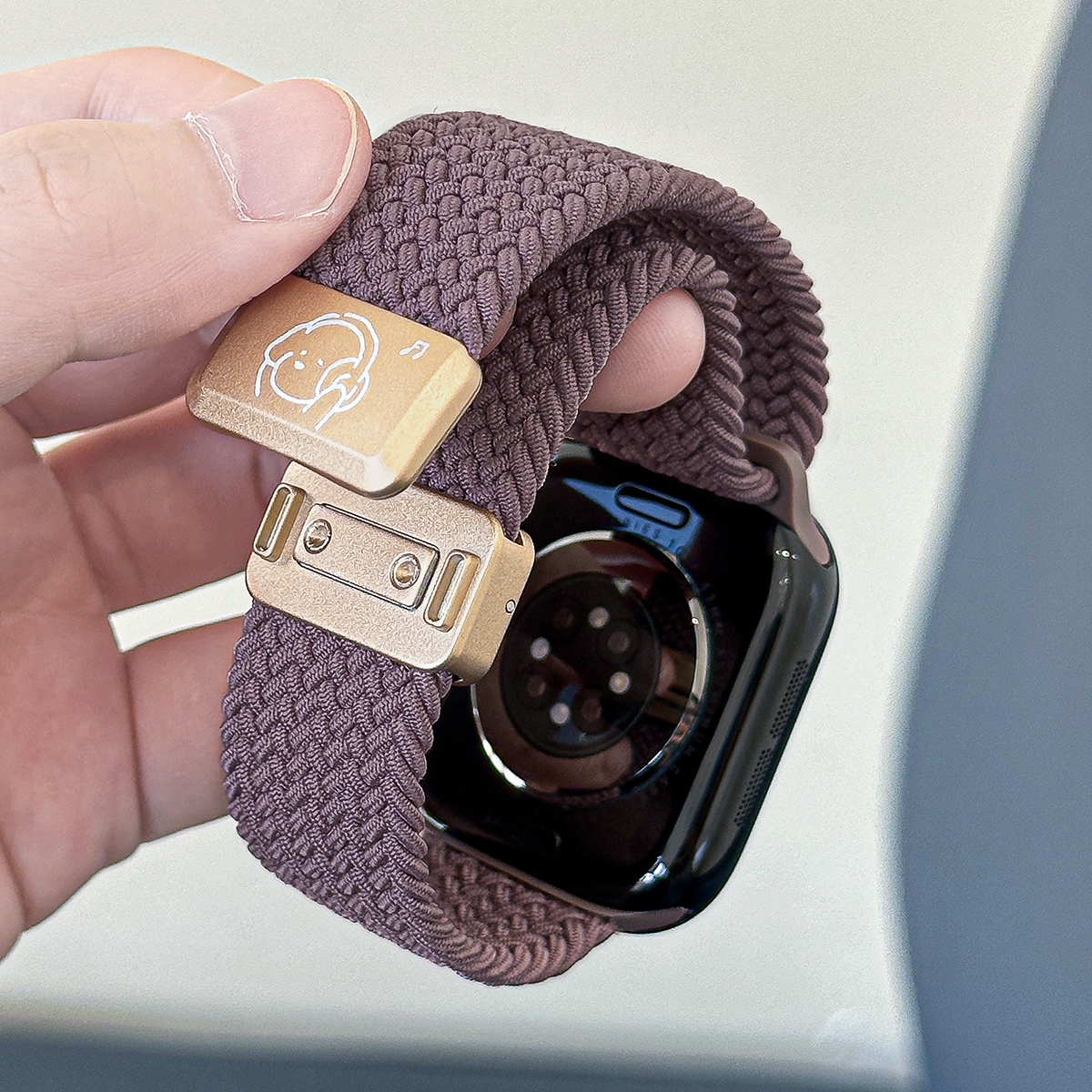 适用iwatch音乐小狗编织磁吸表带