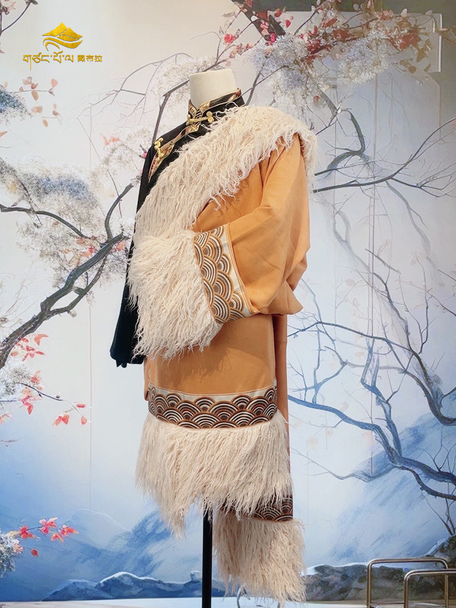 西藏云南旅拍新品彩边男女同款