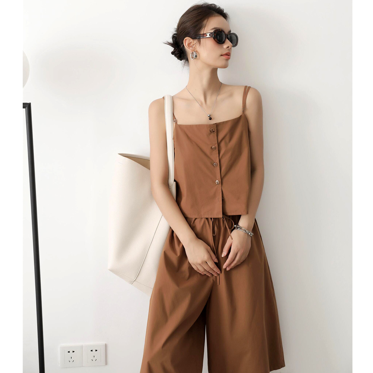 可调节吊带+松紧腰阔腿裤棉套装