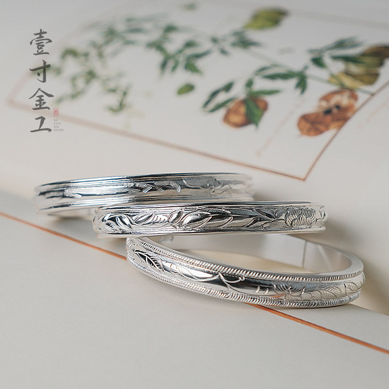壹寸金工轨道小细花手工银手镯