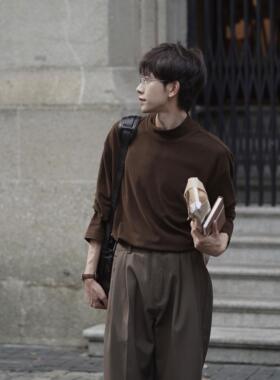 Eli【北欧日志】简约套头安泰贝羊绒软糯松弛感中高领长袖打底