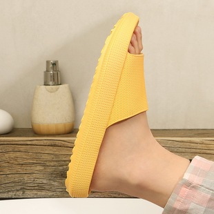 Female Flipflop Summer Non-slip Cloud Slipper 2022 Orthopedi