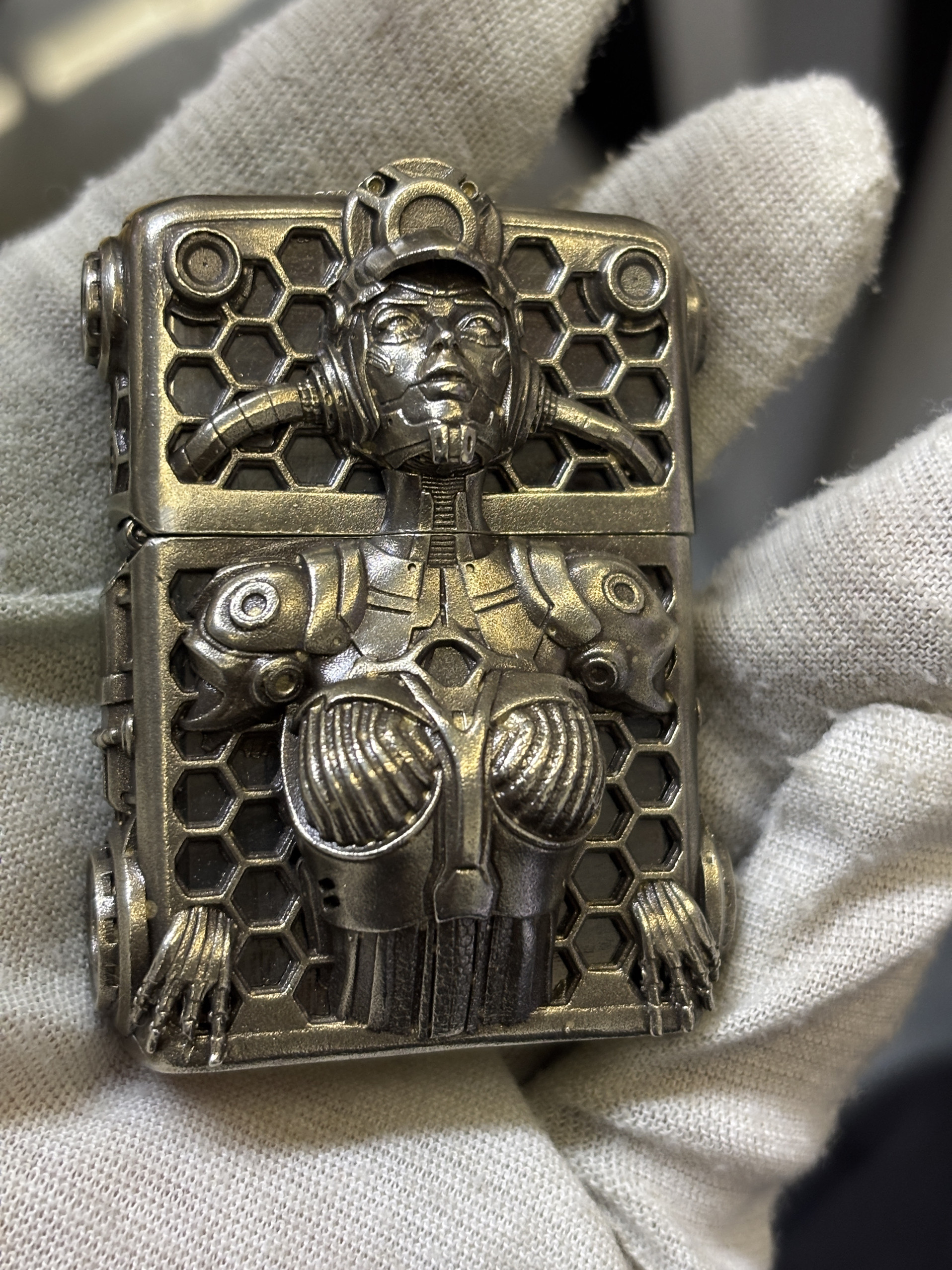 zippo打火机原装正品赛博朋克机甲机械姬机器人摆件煤油防风礼物