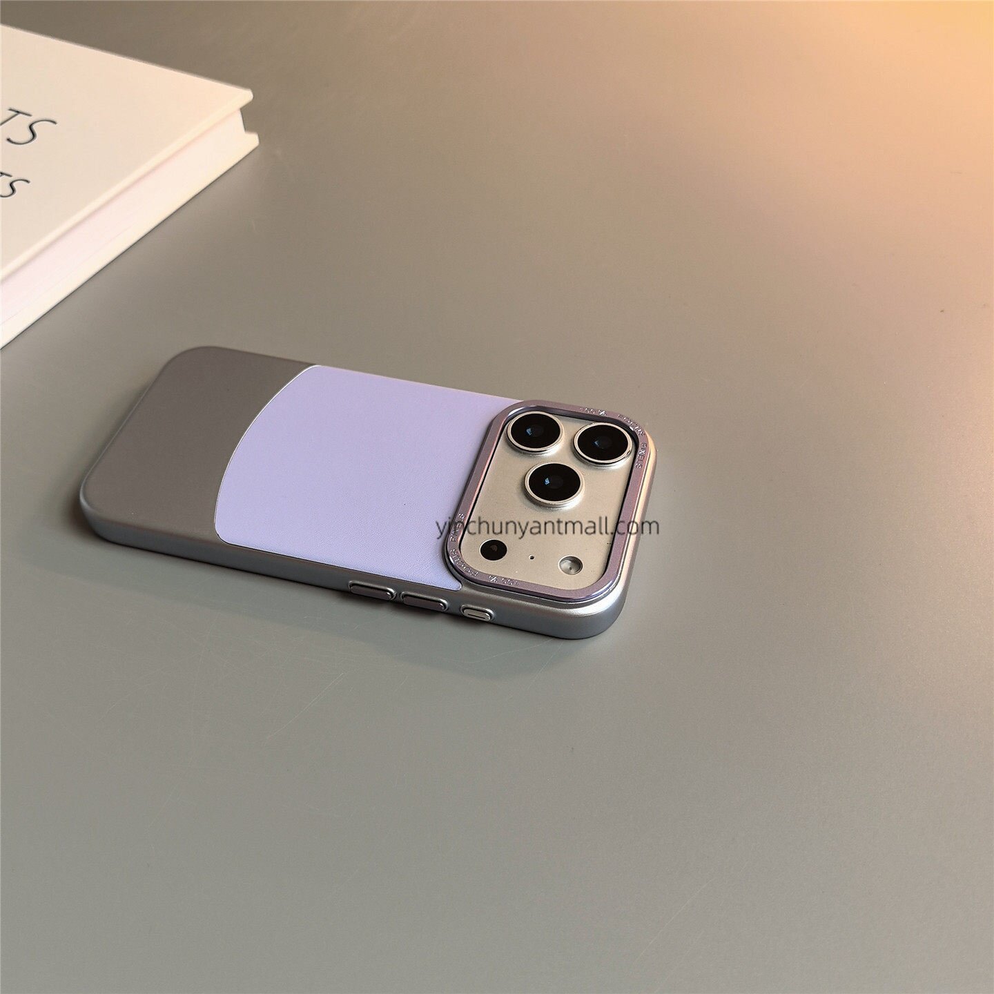 屈迷QUMI浅紫大孔皮纹拼接适用苹果17promax手机壳新款iphone18pro套Air全包16防摔15硅胶14Plus外壳13简约12图片