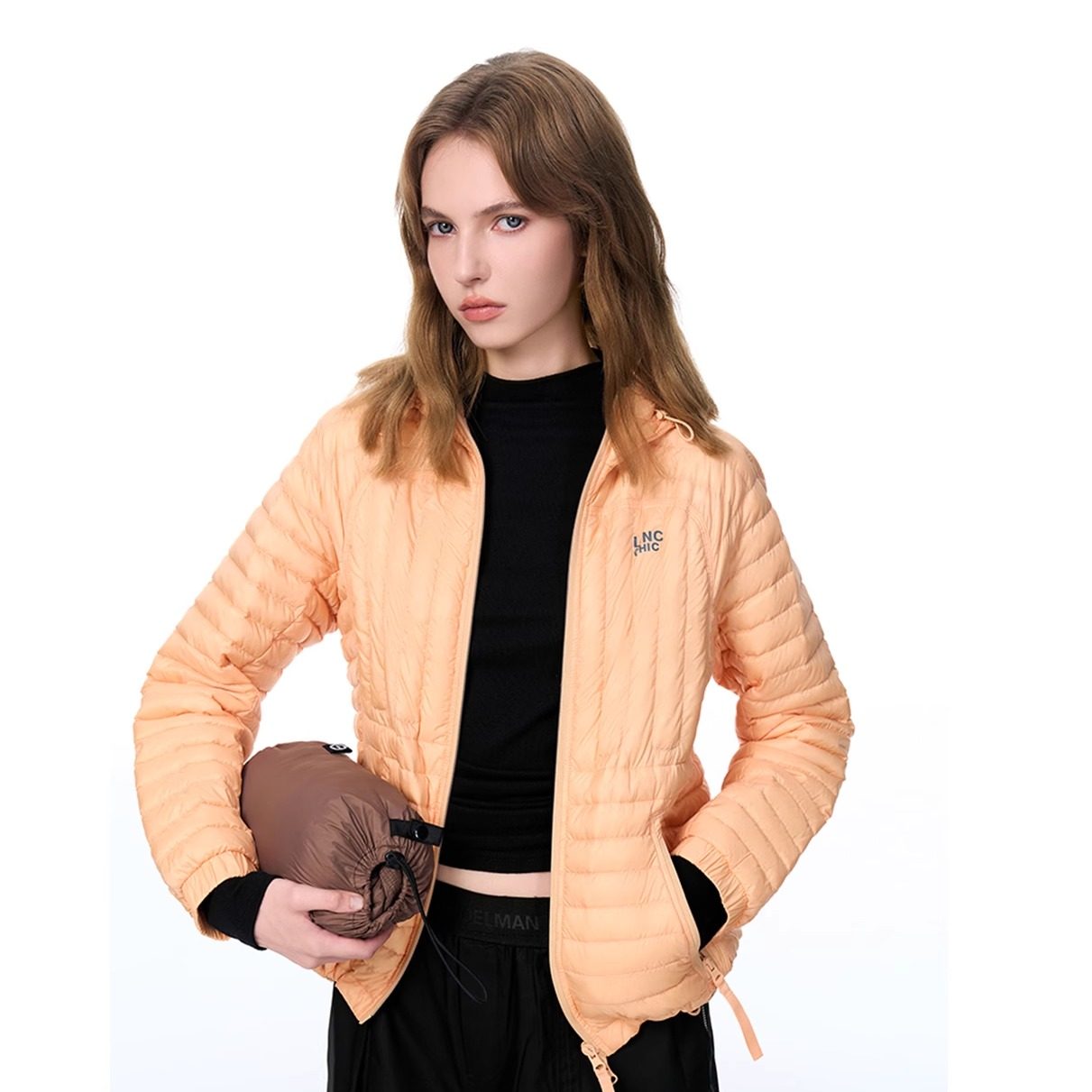 金羽杰新款短羽绒服外套