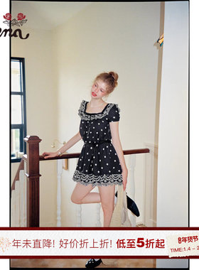 【月光童谣】Uena藏蓝色重工刺绣花边方领泡泡袖连衣裙附皮质腰带