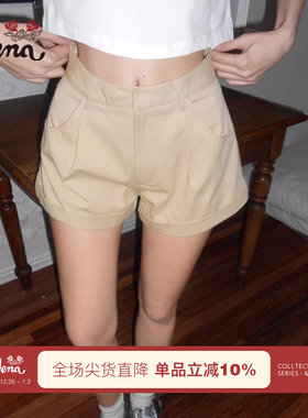 【格陵兰岛】Uena美式复古A字显瘦休闲工装脚口翻边西装短裤女