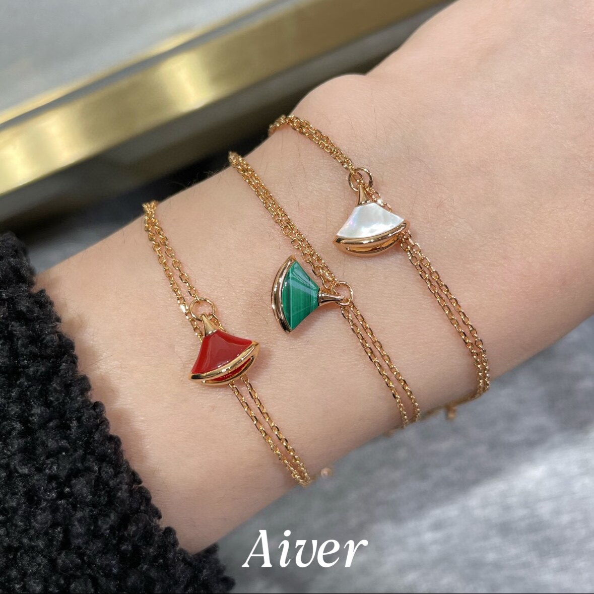 Aiver925银扇形裙子手链贝母红色绿色扇子女小众设计叠戴细款双链