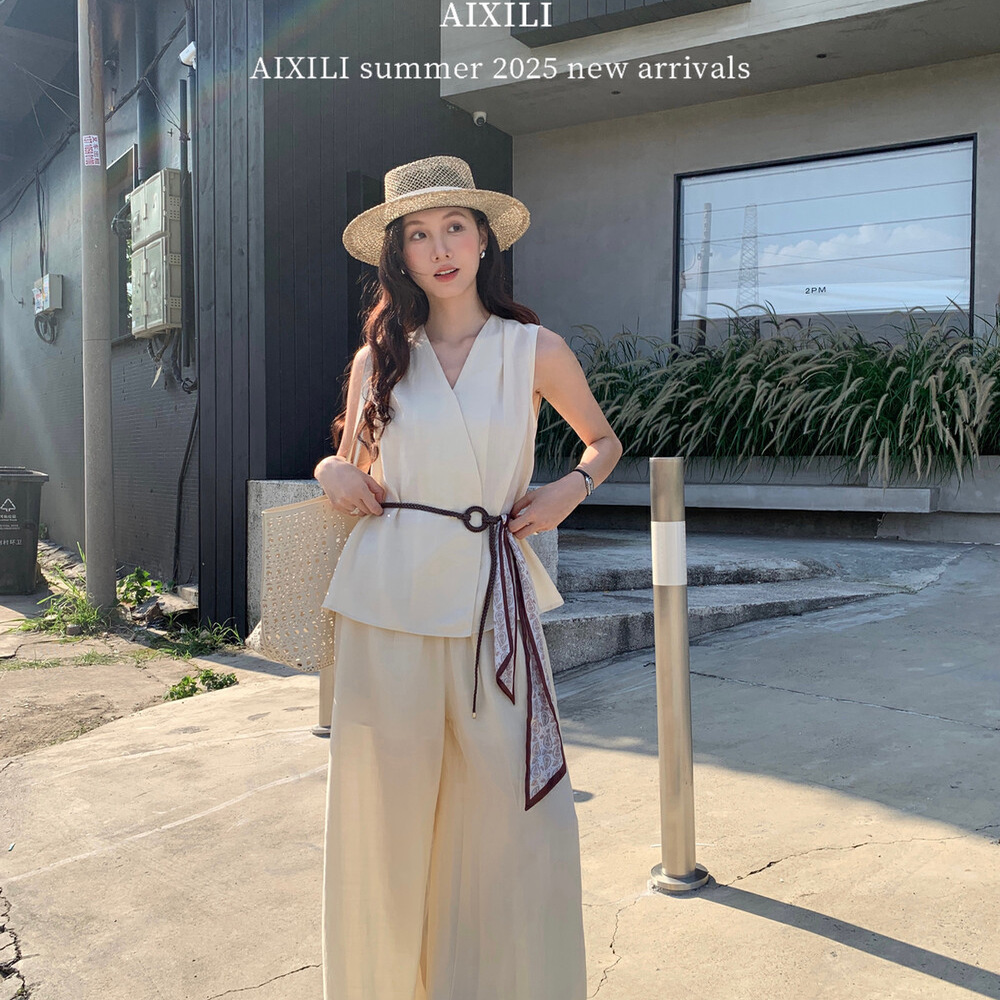 爱西里夏季新款法式高级感V领无袖背心上衣百搭高腰阔腿裤两件套