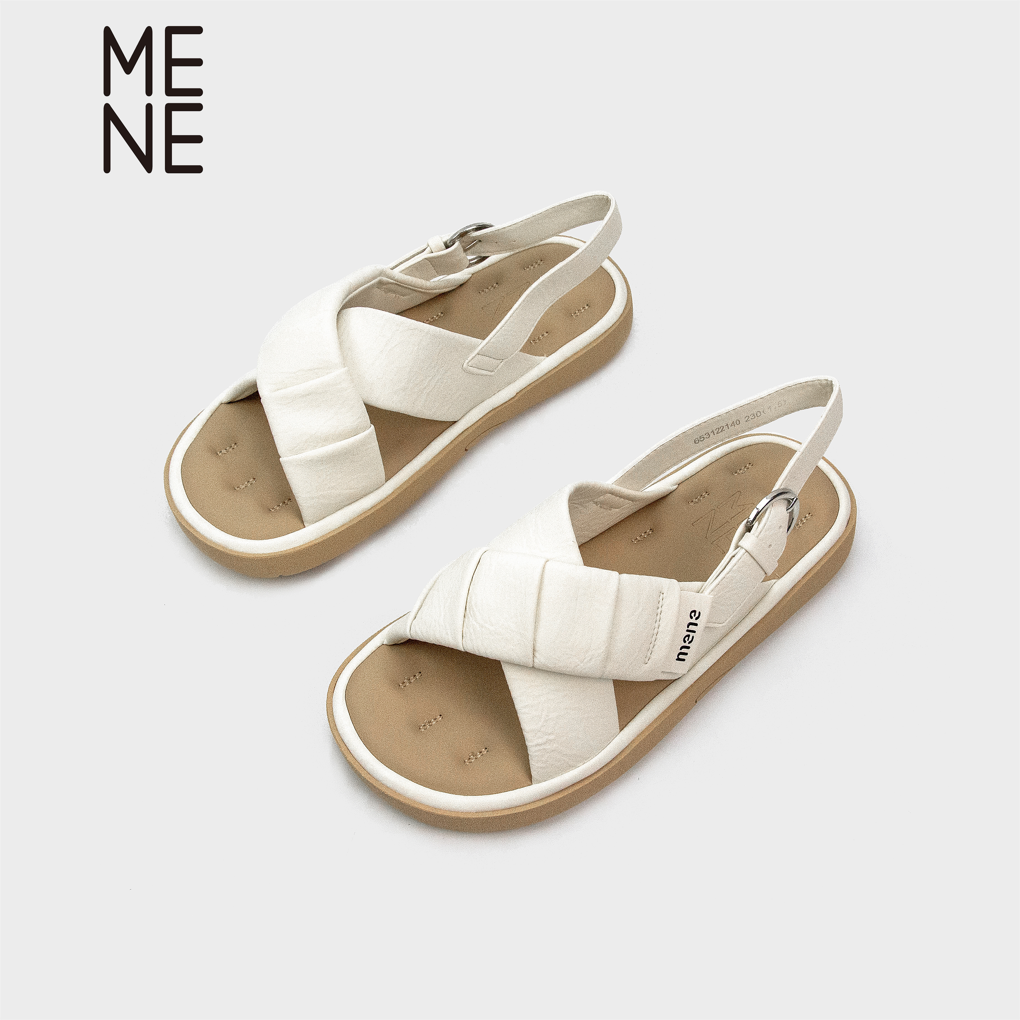 MENE（女鞋）2025新款法式交叉带平底凉鞋女外穿软底露趾沙滩凉鞋