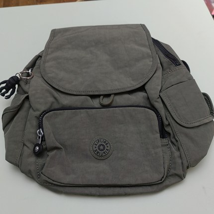 Kipling 经典时尚百搭休闲风轻便双肩包    KPK1563588D1