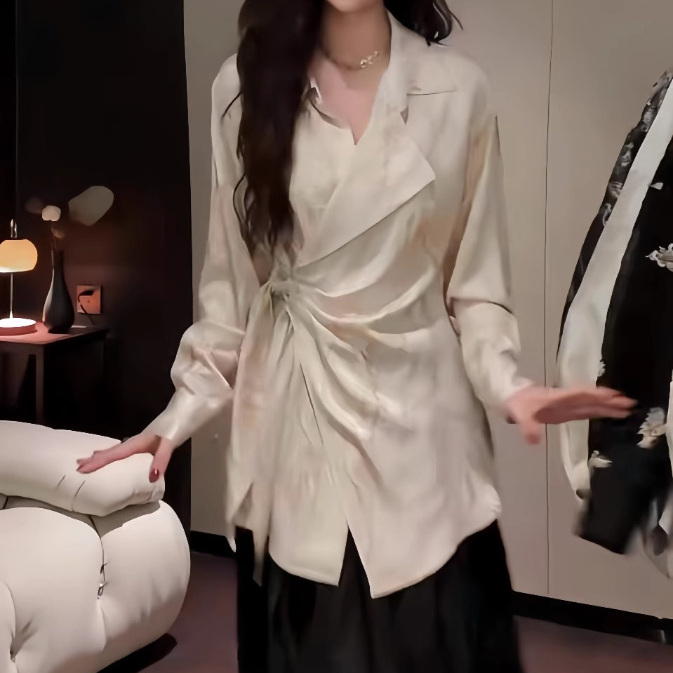 三吉「3/26晚8点新品95折」【朝颜】天丝麻印花扭结衬衫