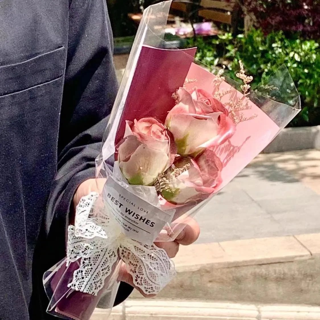 迷你见面玫瑰口袋小花束妇女节礼物送老师男女友仿真香皂花泡沫花