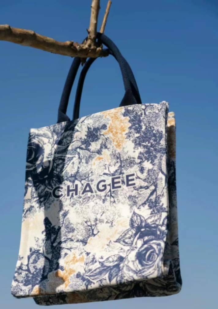 霸王茶姬周边蓝金托特包内衬+小口袋+隔层+拉链手提包 七夕托特