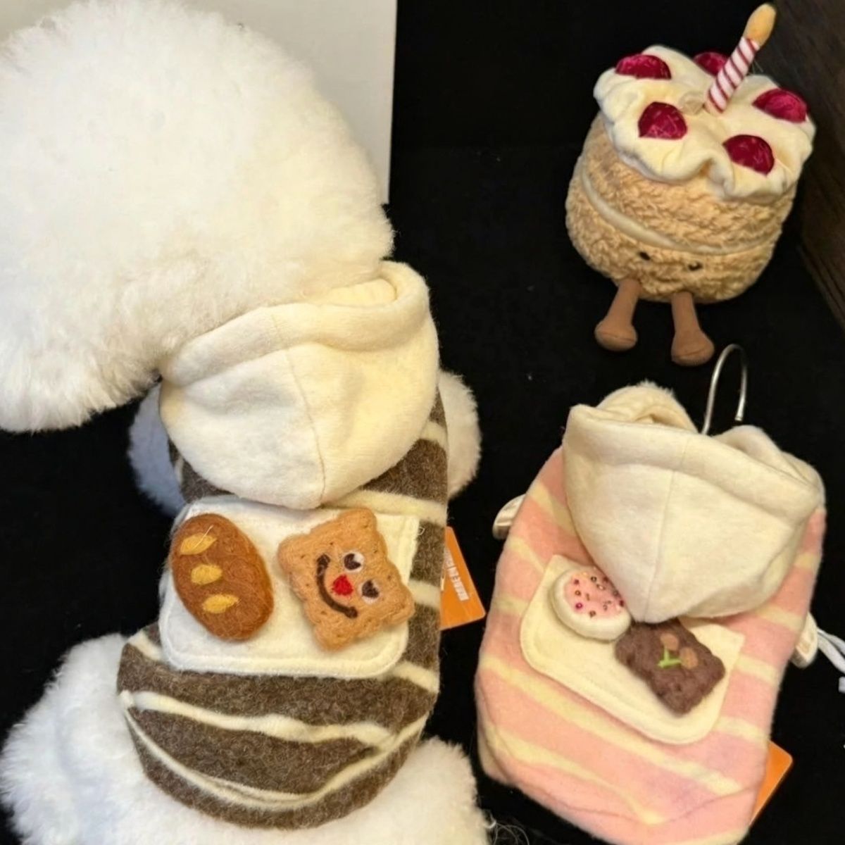 宠物秋冬保暖无袖卫衣狗狗可爱毛毡衣服马尔济斯雪纳瑞连帽卫衣
