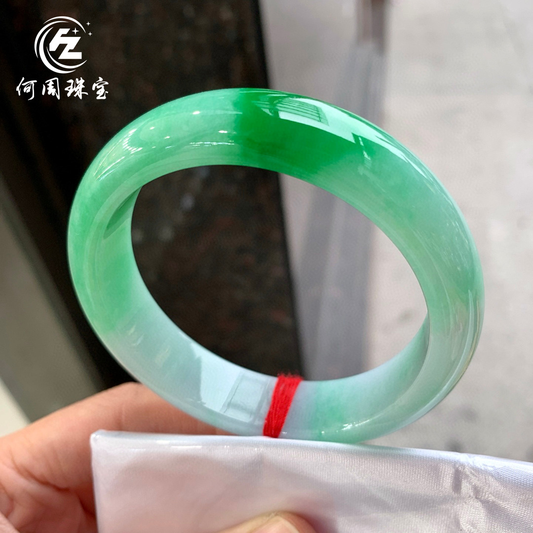 何周珠宝 缅甸天然A货玉石翡翠 老坑冰种飘阳绿正装手镯59-60圈口