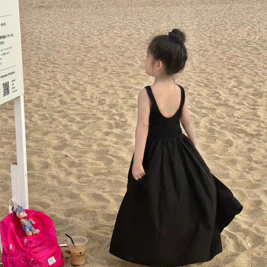 韩版沙滩裙女童穿搭露背吊带裙2025夏女宝洋气连衣裙海边度假裙潮