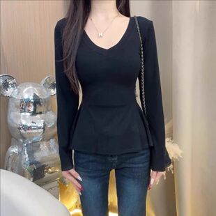 纯色V领长袖T恤女新款设计感黑色修身显瘦掐腰荷叶边打底衫上衣潮
