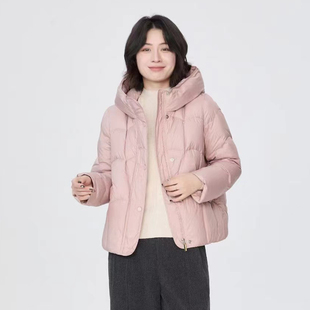 淡粉色泡芙款超轻超柔时尚短款羽绒服廓形连帽花瓣纹压线保暖外套