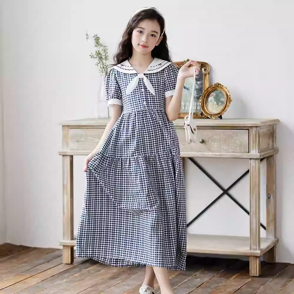 少女连衣裙休闲风过膝长裙初中生时尚娃娃领格子裙显瘦甜美裙子