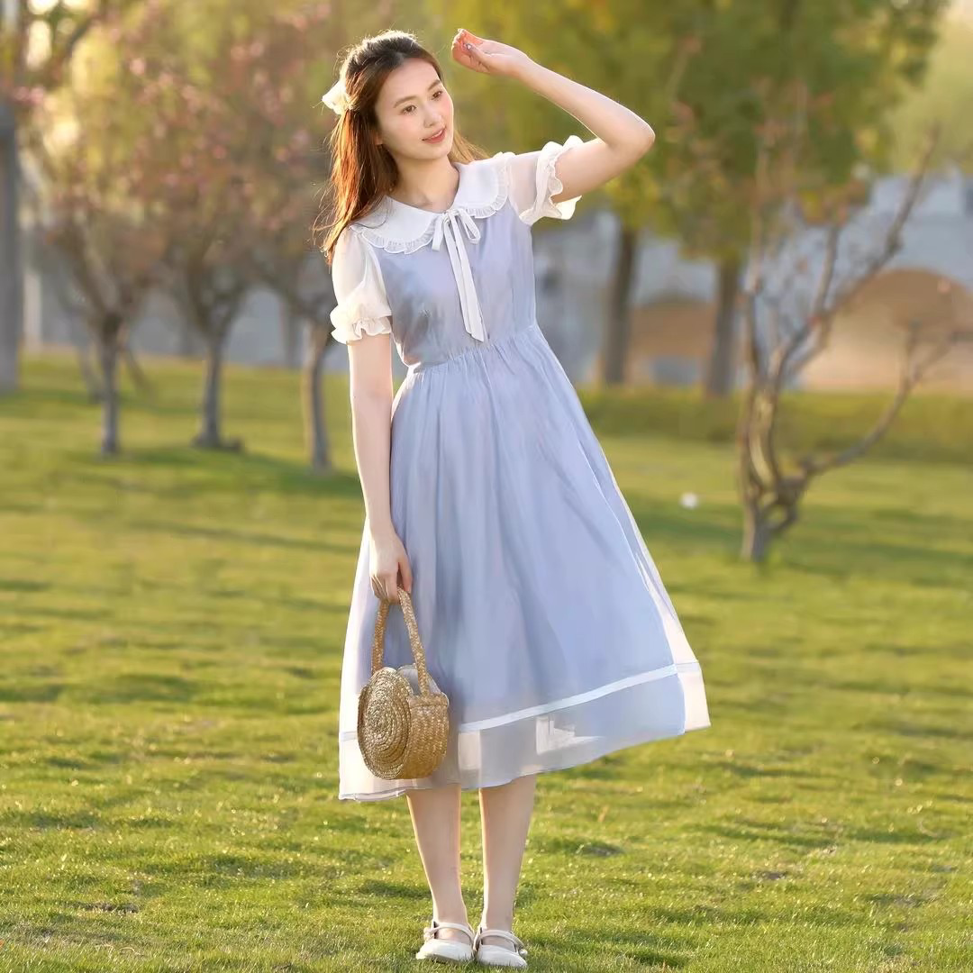 甜美复古波点连衣裙少女夏装2026新款初高中学生系腰带显瘦公主裙