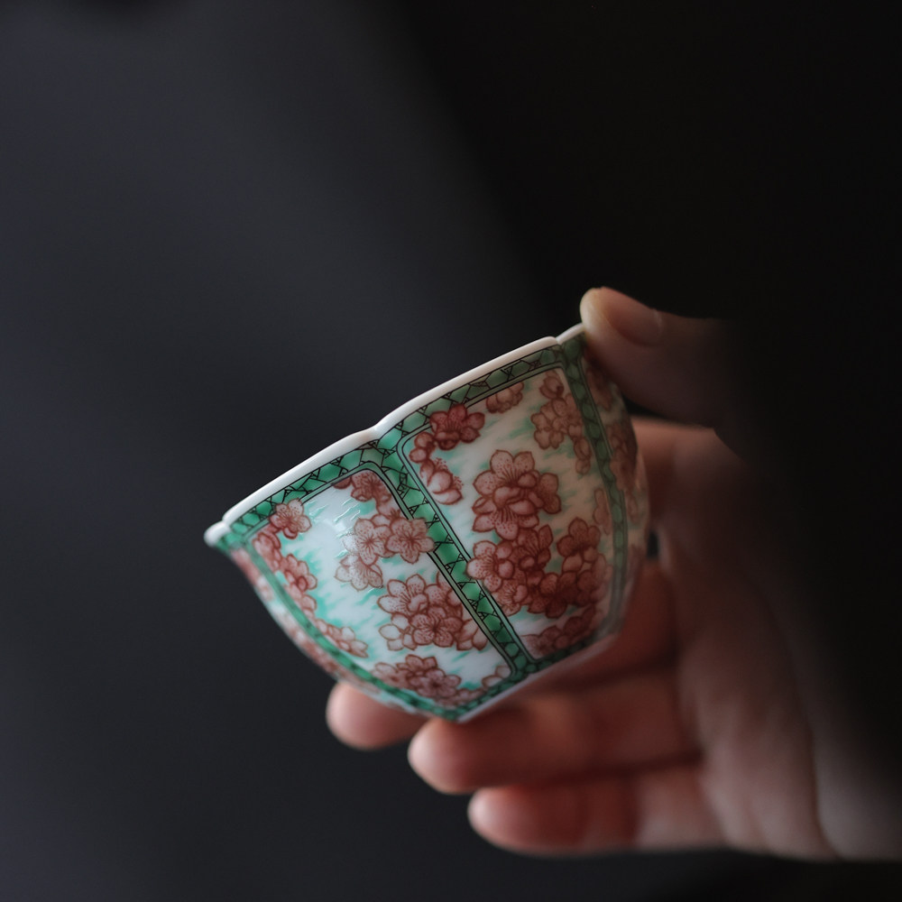 勤义堂古彩釉里红花月令桃花杯