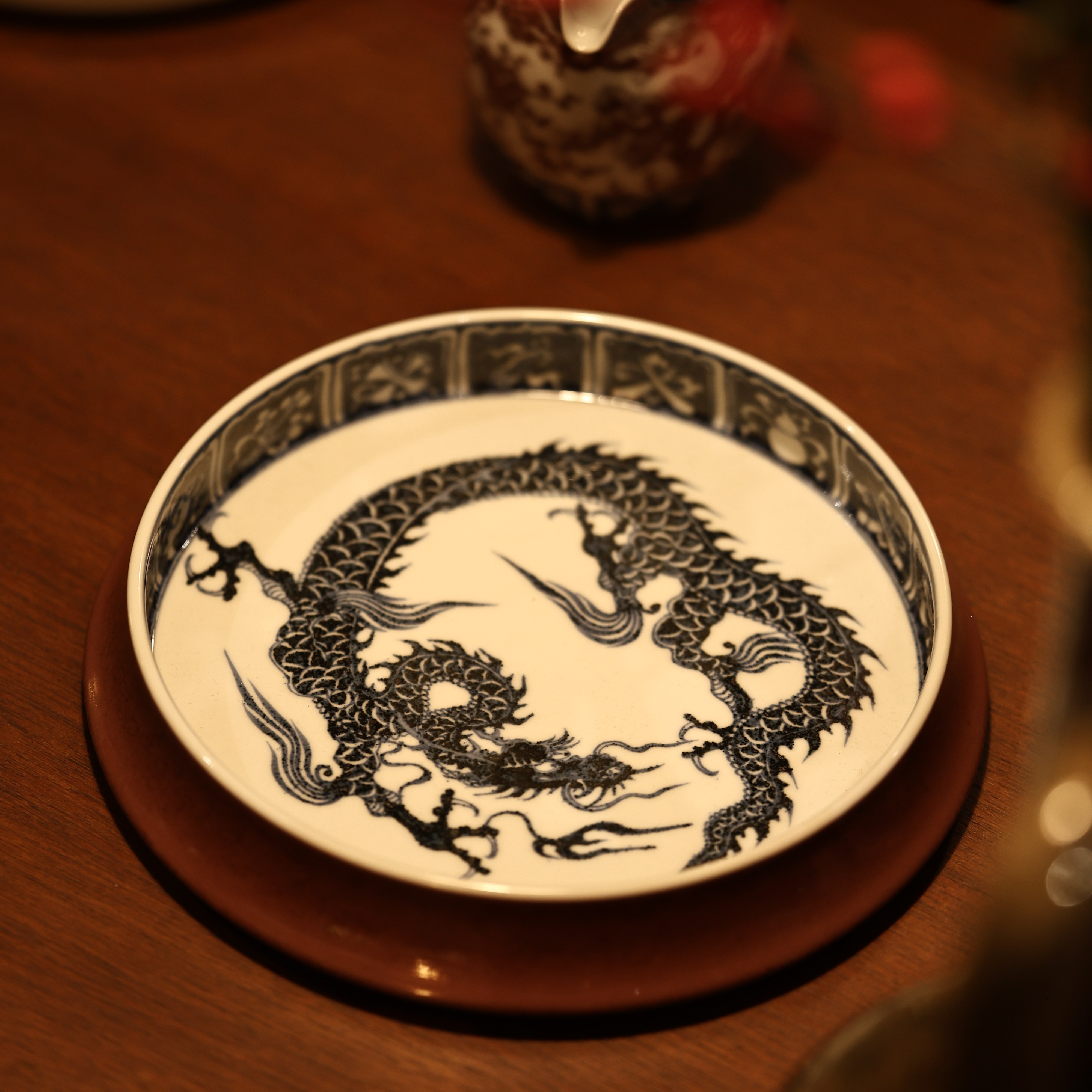 畅怀堂茶具枣皮红飞龙在渊八宝盘