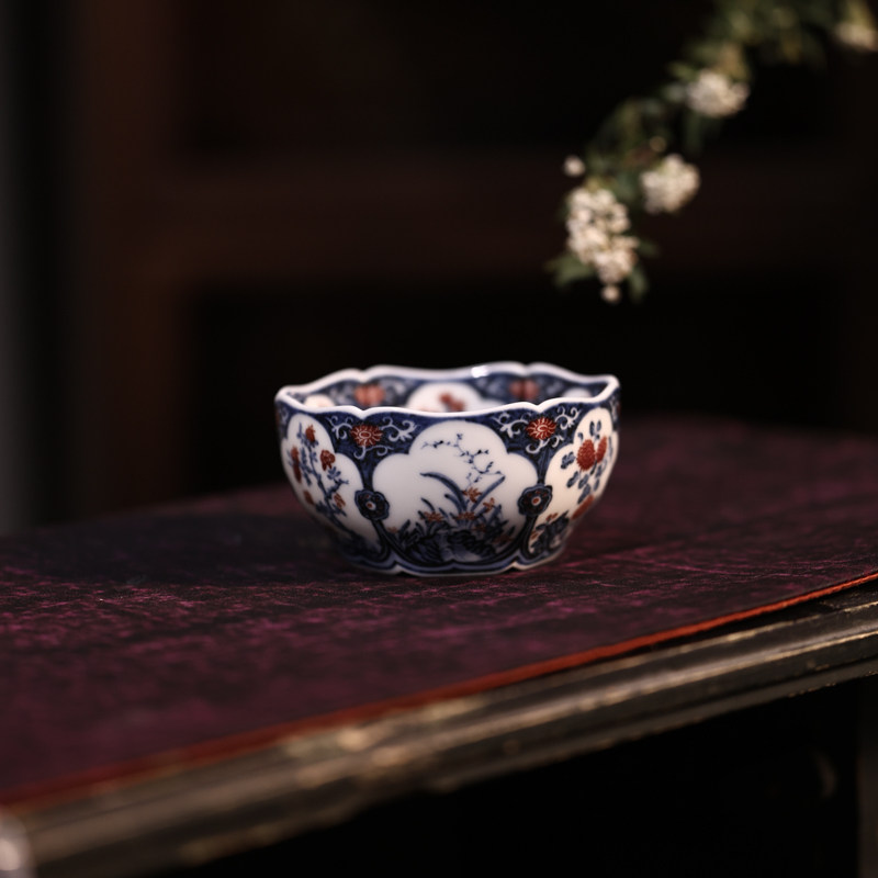 勤义堂青花釉里红花月令花王杯