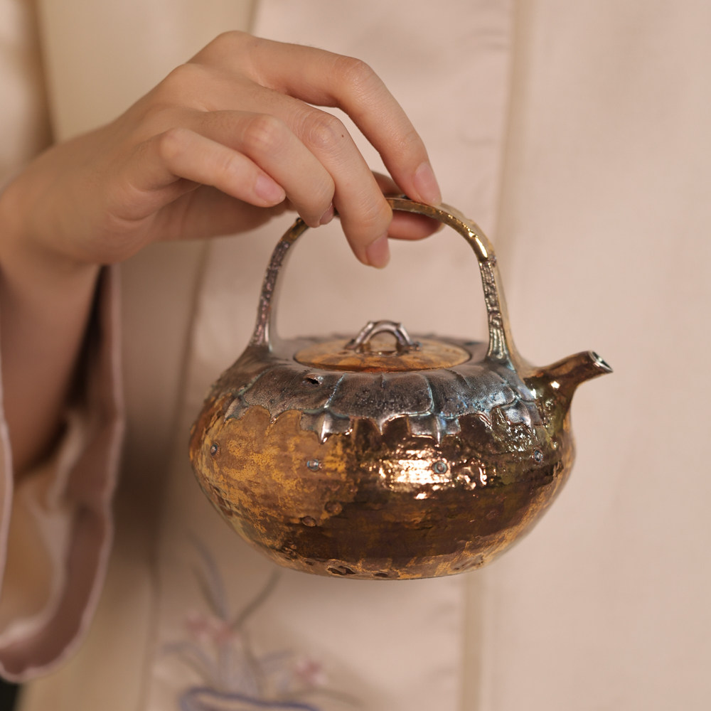 山也拓物茶具鎏金银莲瓣雕刻茶壶