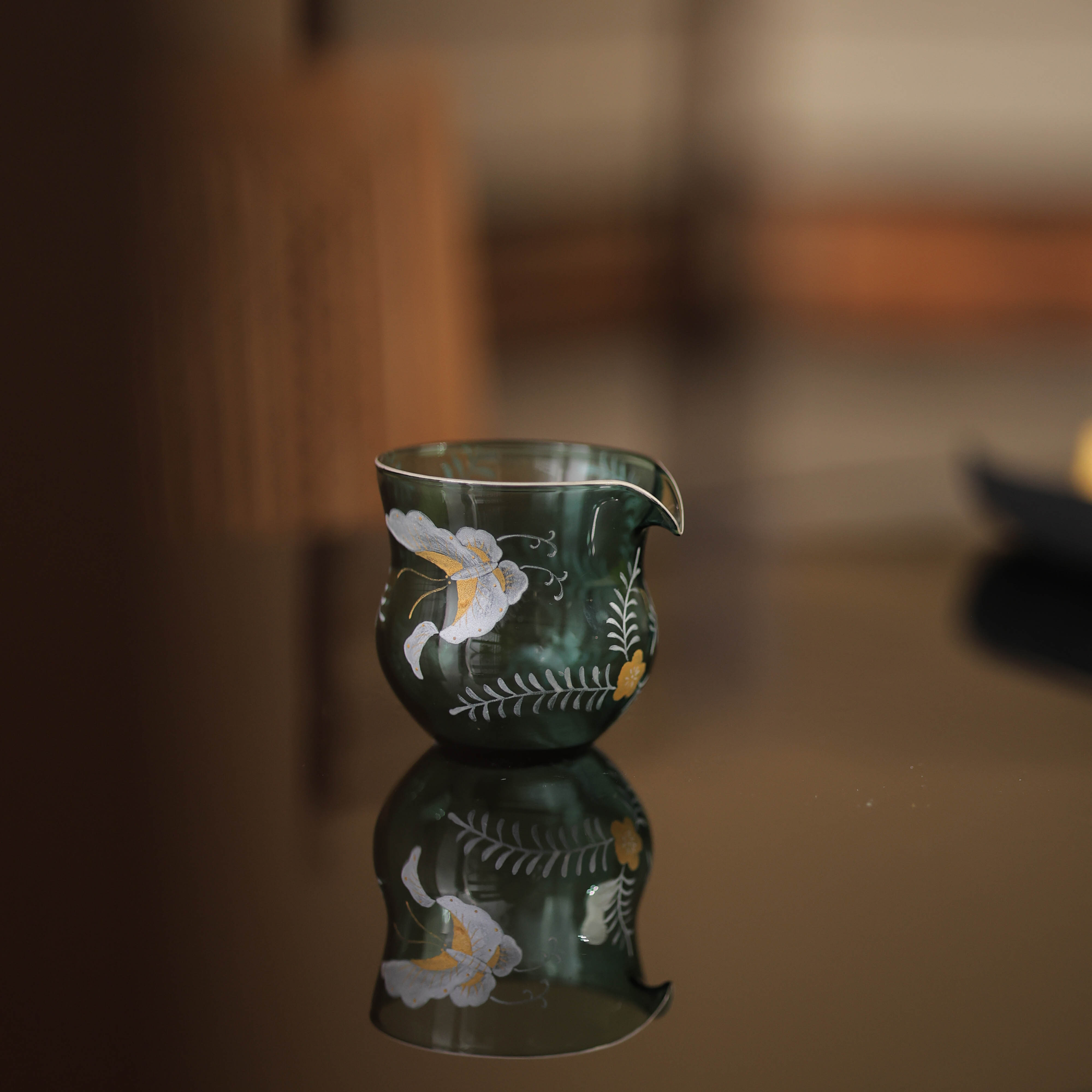 物肆公道杯墨绿蝶恋花蝴蝶公杯