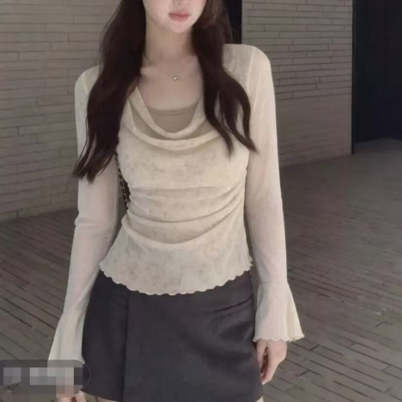 纯欲风荡领网纱长袖上衣女秋季新款微透碎花显瘦修身喇叭袖打底衫