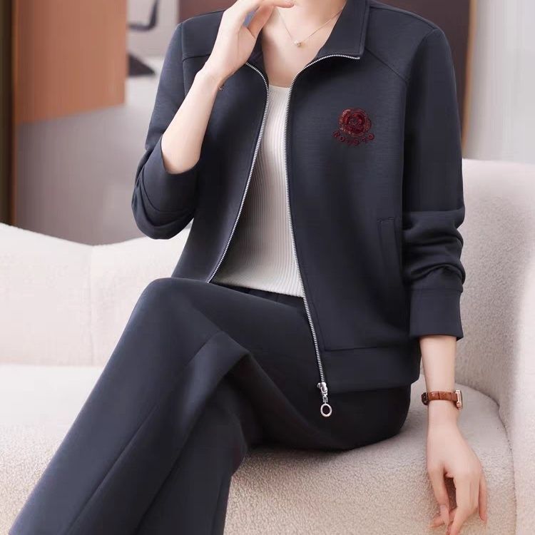 中老年妈妈秋装洋气减龄时尚套装宽松显瘦休闲两件套跑步.