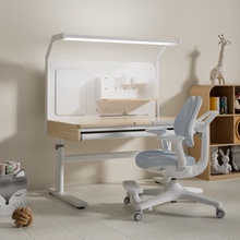 酷可立大路灯护眼学习桌天幕灯一体环保实木升降全光谱自动追背椅