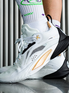 李宁LiNing 闪击10 OSO新款男子支撑耐磨嫩樱粉篮球鞋 ABAT085-6