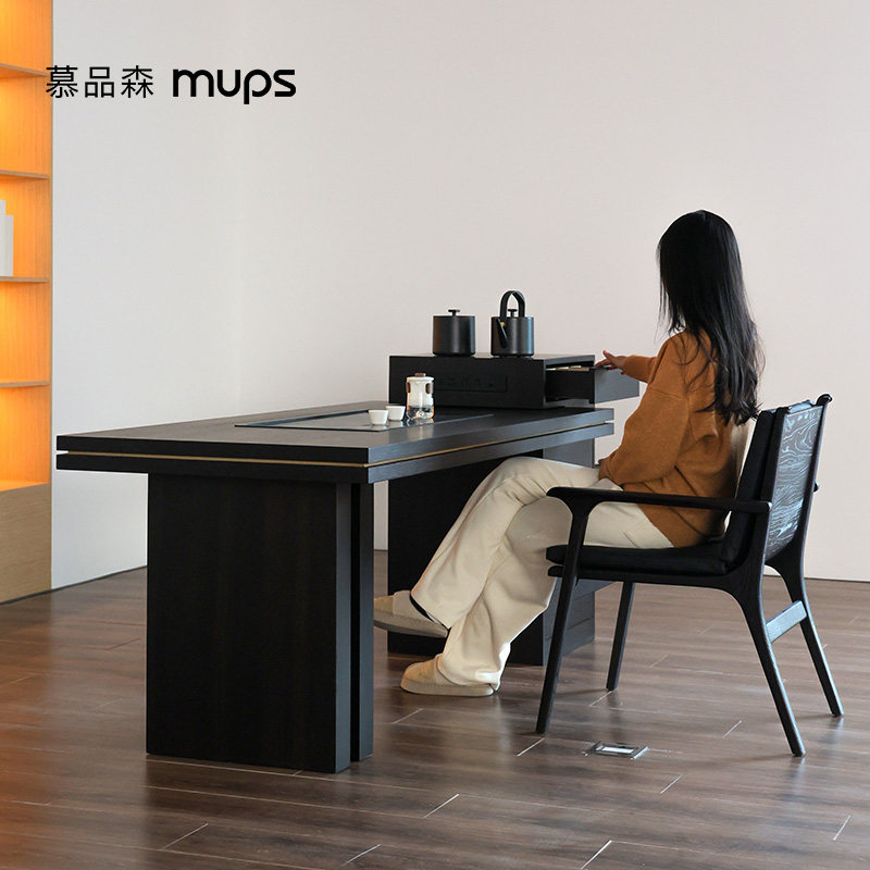 可定制尺寸、颜色；预约送装到家