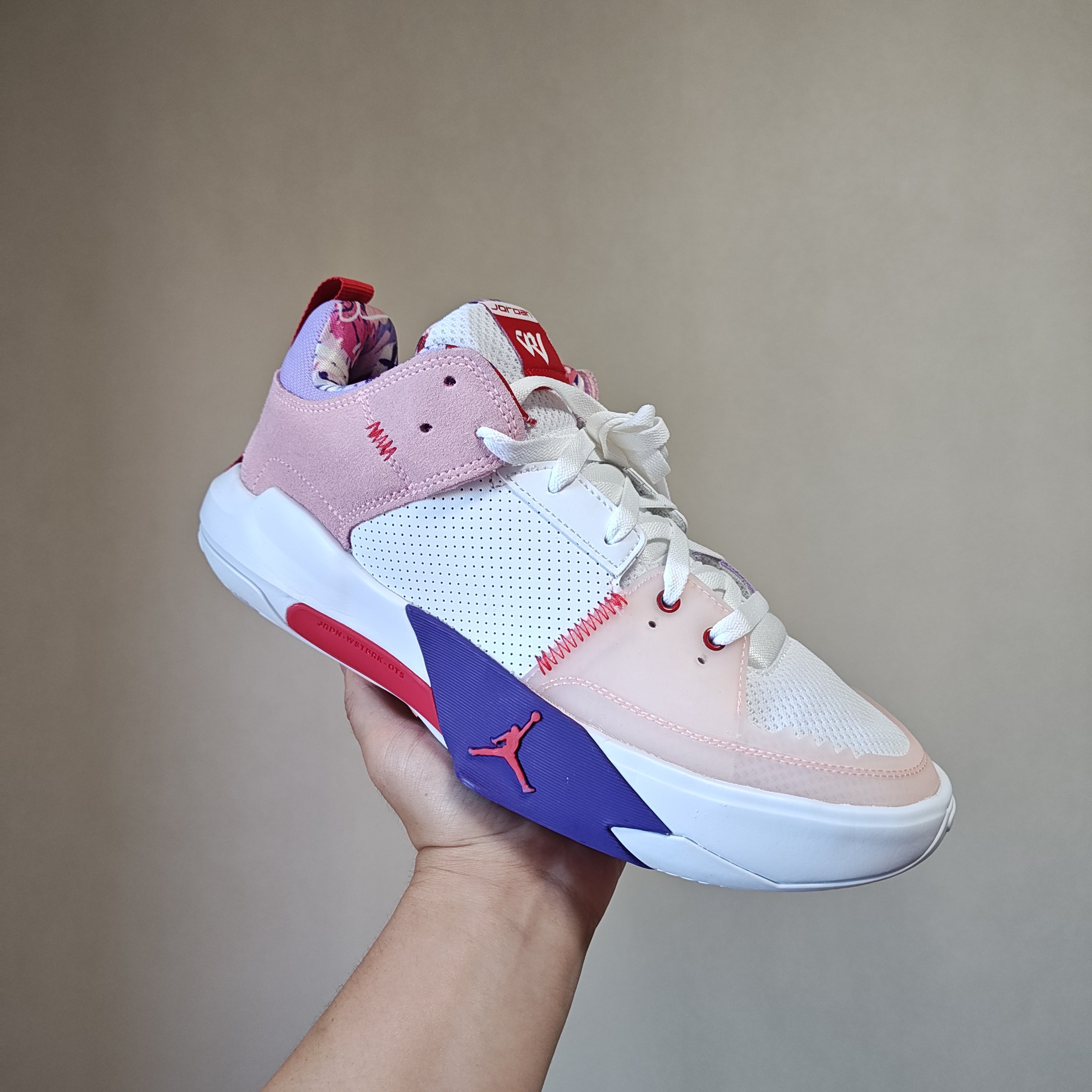 气垫威少篮球鞋耐磨低帮