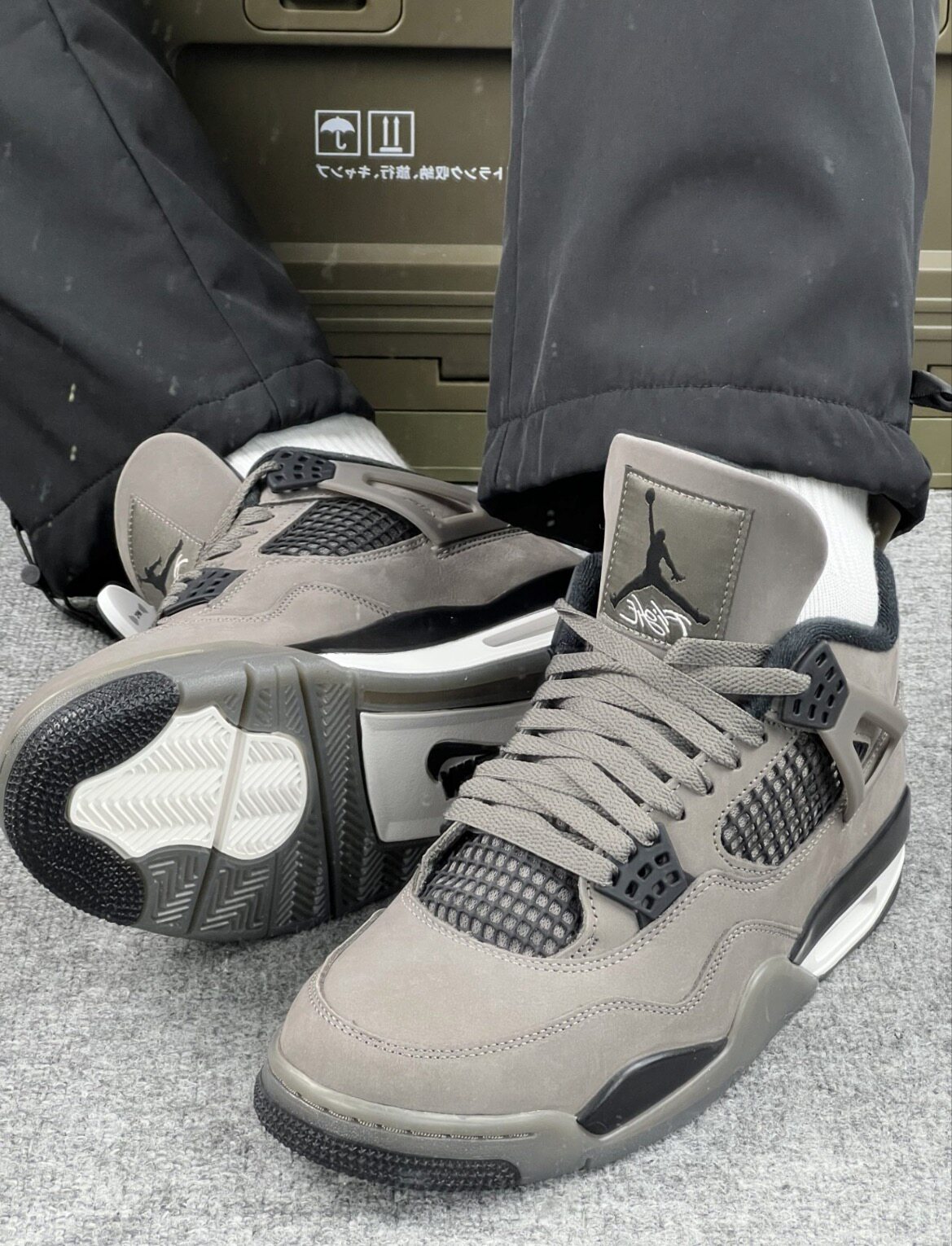 Jordan Air Jordan 4 Retro 时尚舒适 中帮 儿童篮球鞋IB4388-200