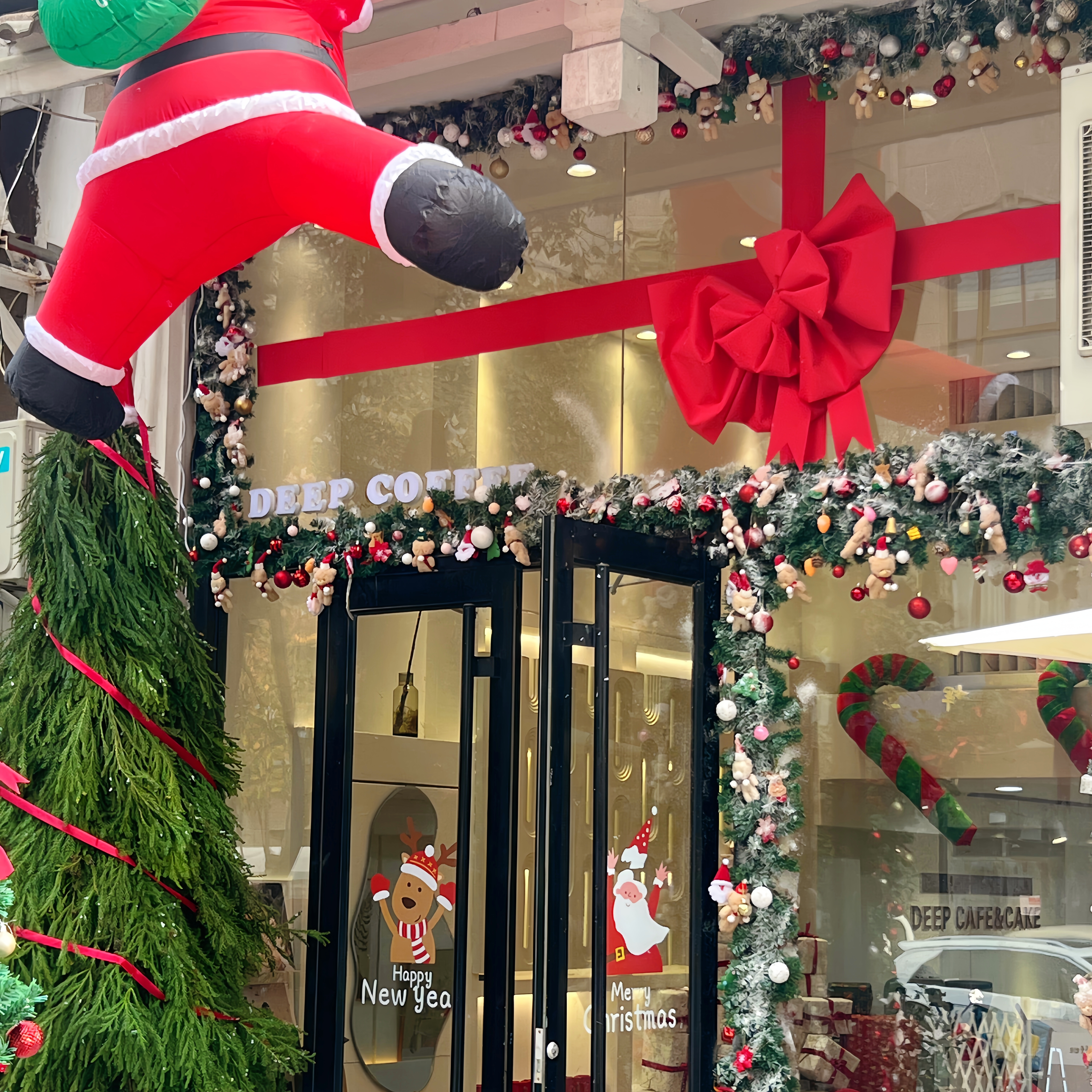 圣诞装饰品户外咖啡门店餐厅店铺橱窗藤条布置氛围场景圣诞节摆件