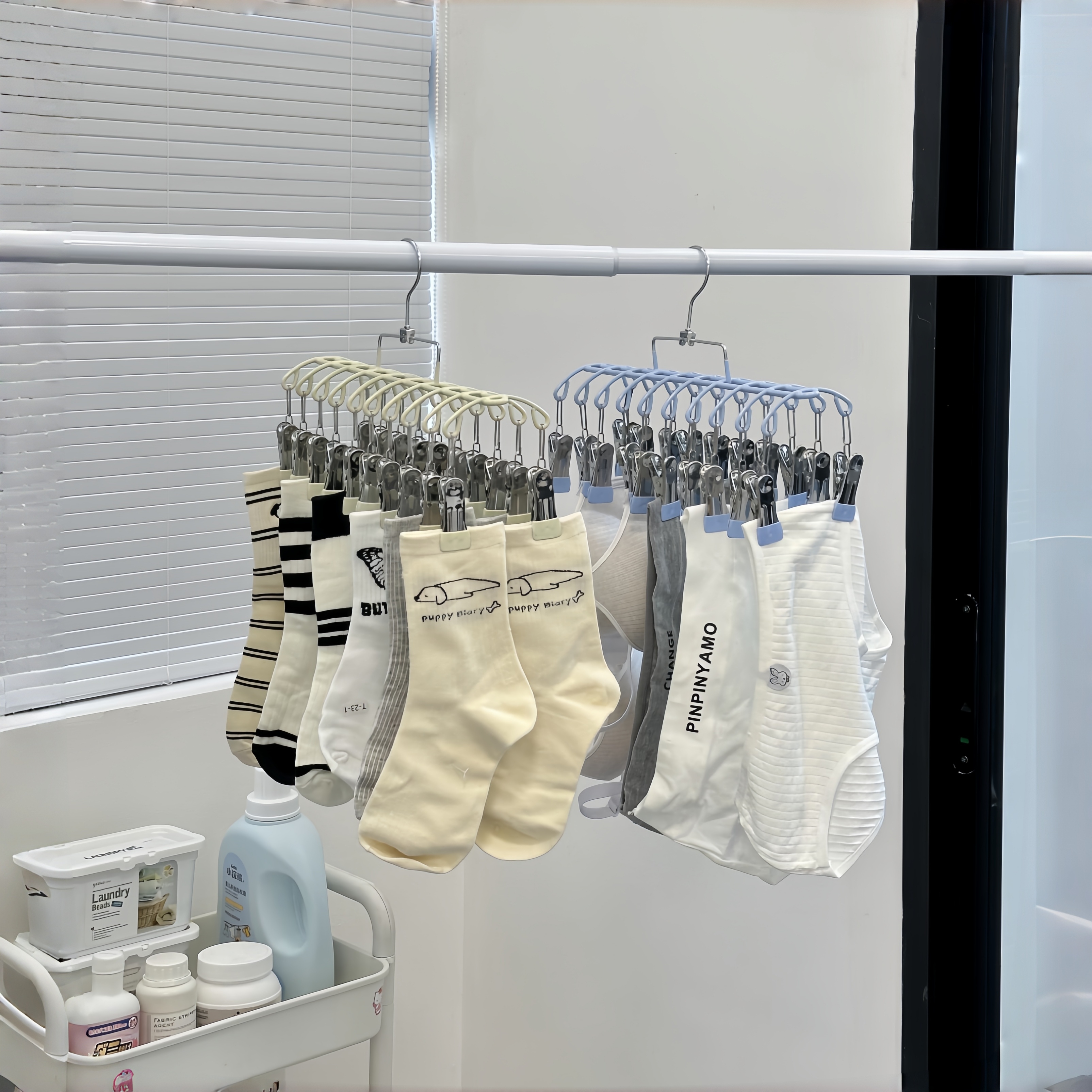 袜子用这款衣架更省空间！