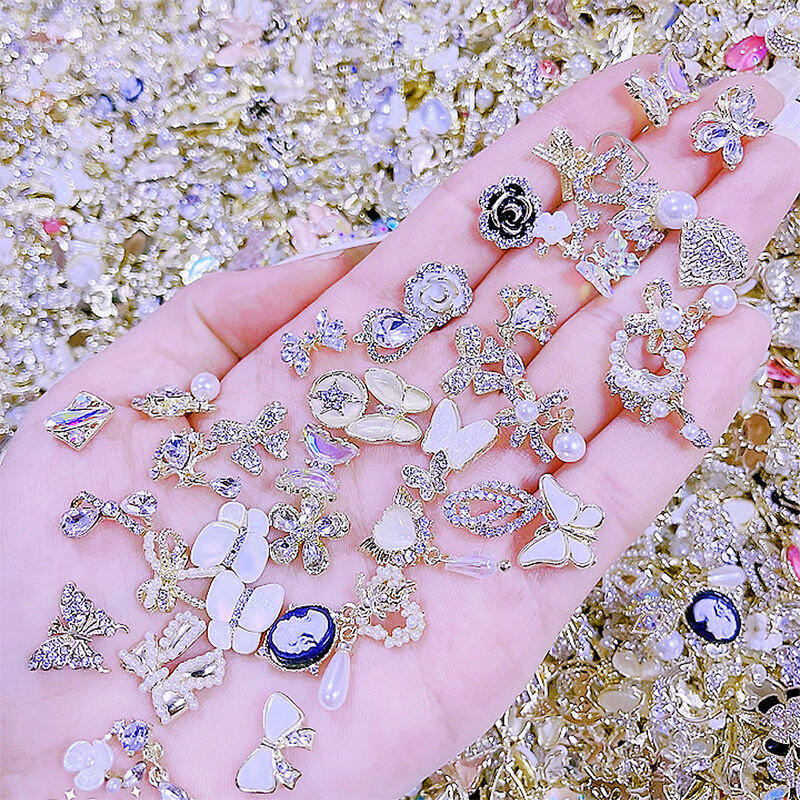 现货速发美甲钻直供小饰品ins网红爆款合金混装轻奢光疗diy指甲钻